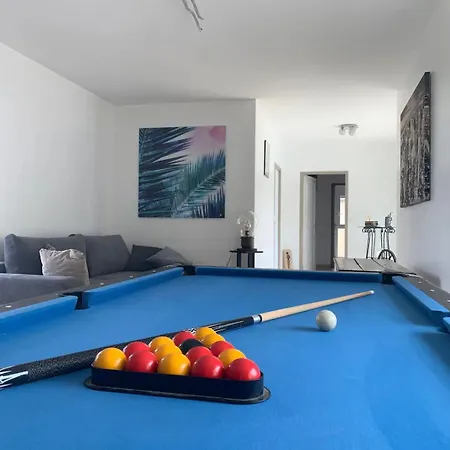 Piscine 210 M2 Proche Perigueux