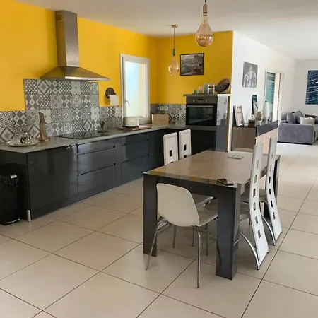 Piscine 210 M2 Proche Perigueux *